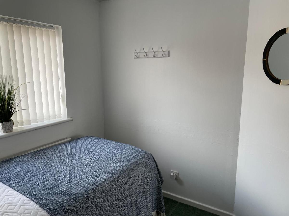 Comfortable And Spacious Superb Holiday Home In Llanelli, Dog Friendly Eksteriør bilde
