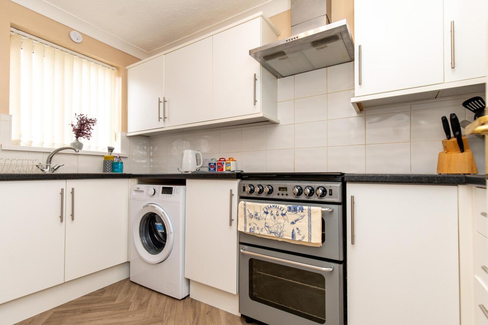 Comfortable And Spacious Superb Holiday Home In Llanelli, Dog Friendly Eksteriør bilde