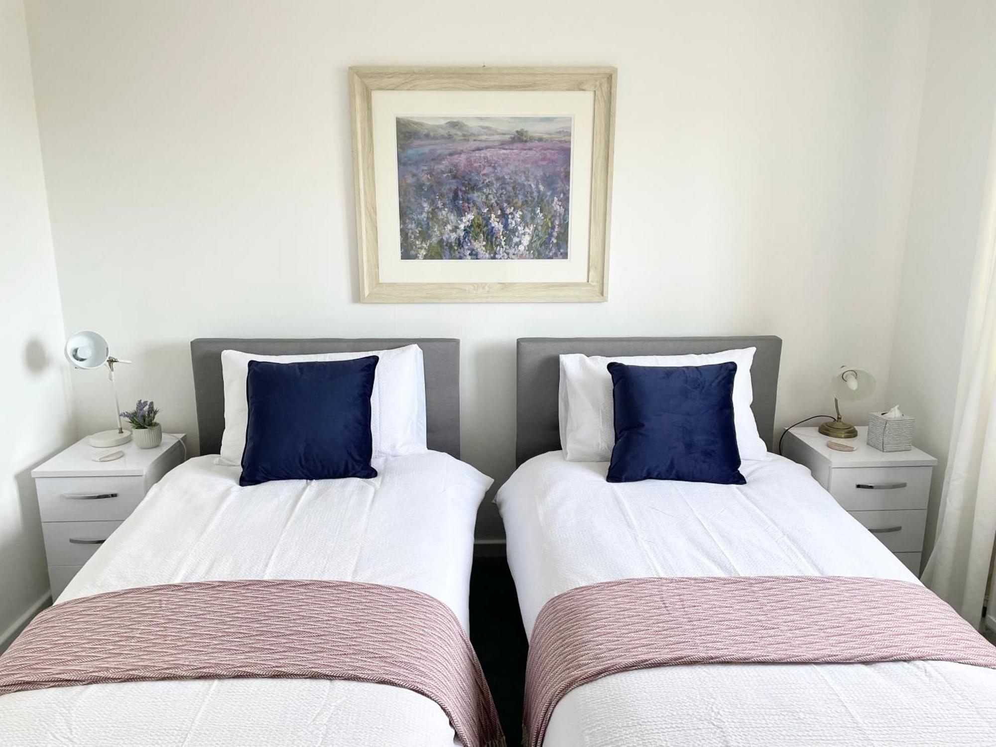 Comfortable And Spacious Superb Holiday Home In Llanelli, Dog Friendly Eksteriør bilde